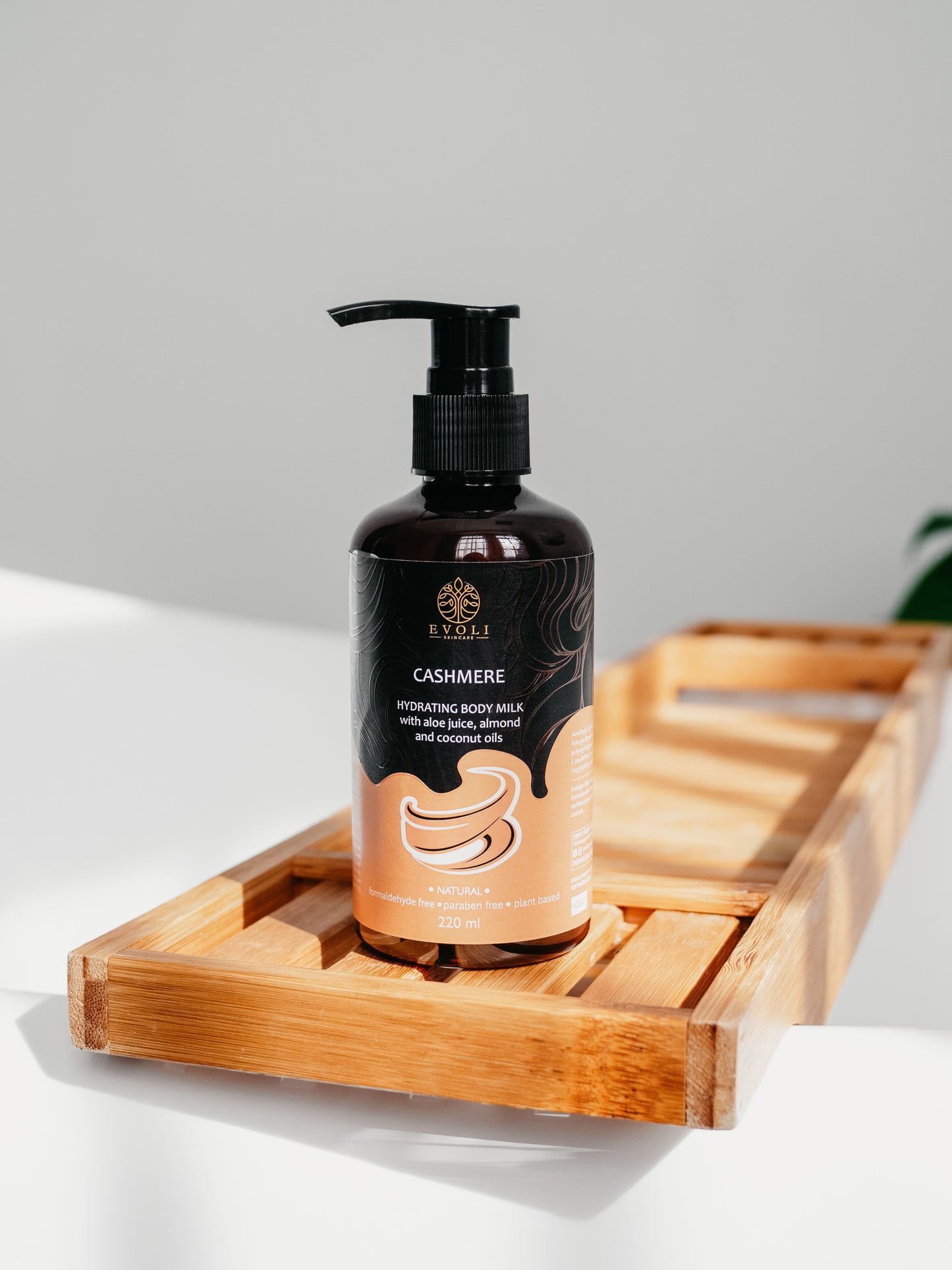 Deeply Hydrating Body Lotion "Cashmere"