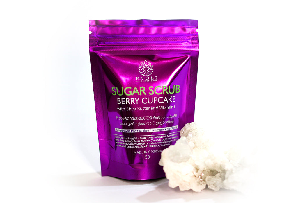 Moisturizing Body Scrub "Berry Cupcake"